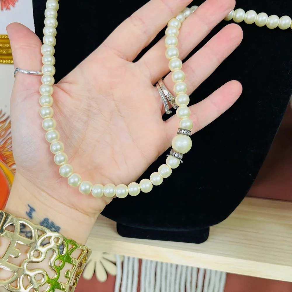Vintage faux pearl
